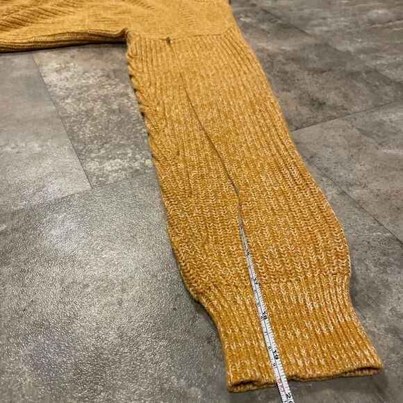 kendall and kylie yellow oversized knit sweater size medium - Picture 5 of 8